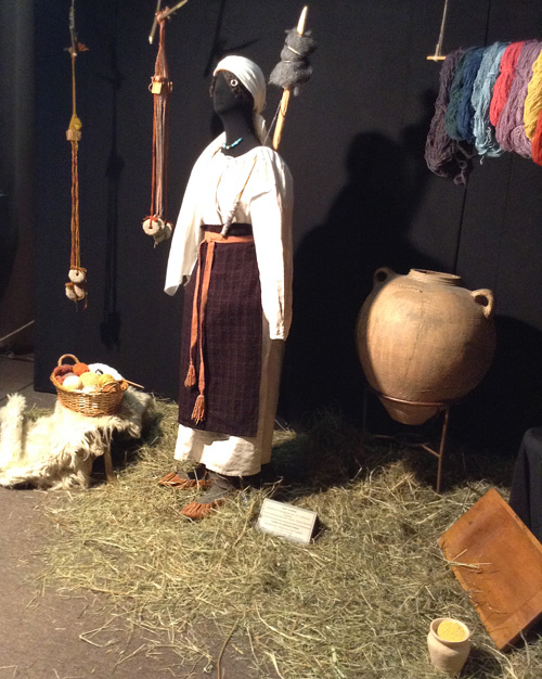 Reconstruction of clothes of peasant woman from Kievan Rus 10th century