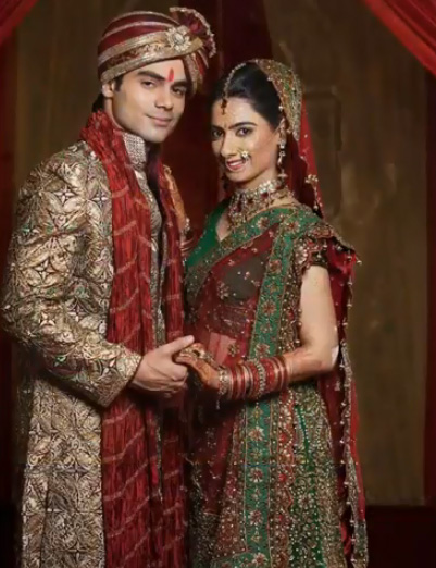 Wedding clothing with ethnic motifs from India