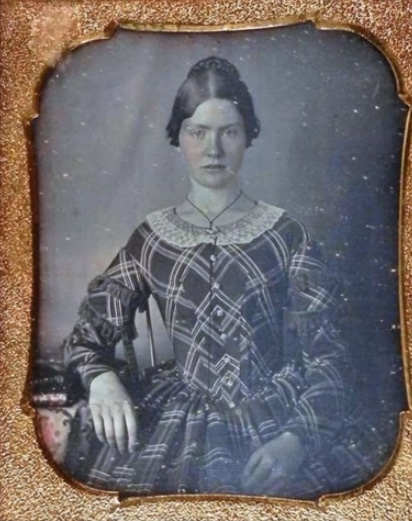 Young lady in dress 1840s