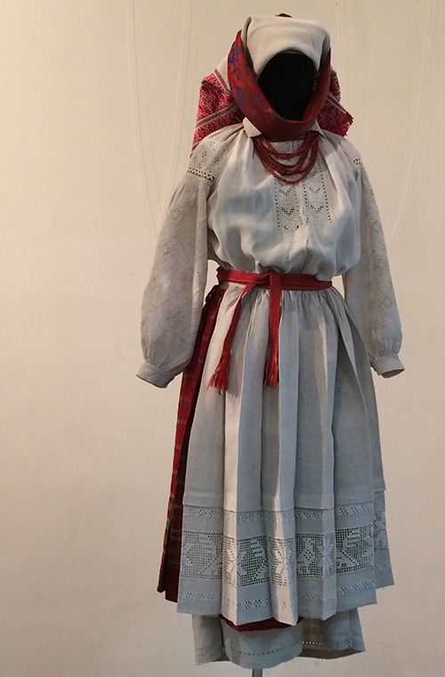 linen apron from North-Western Ukraine