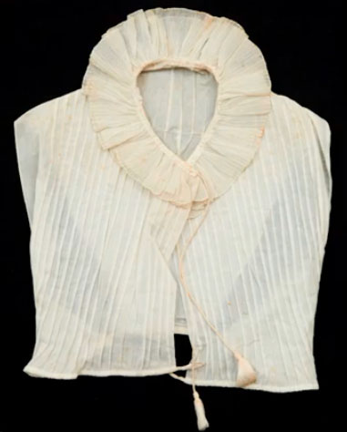 Napoleonic Wars fashion ruff-collar 1815