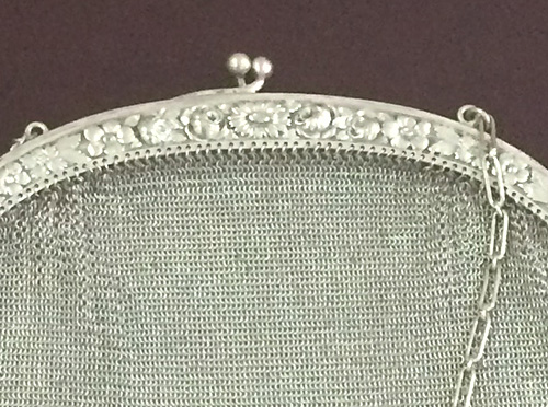 Chain-weaved theatre handbag early 20th century