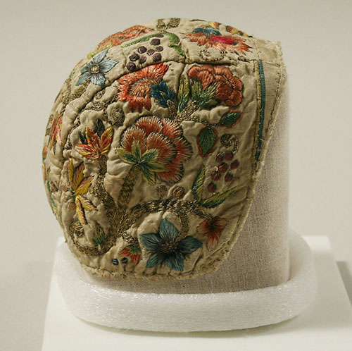 Women’s cap, richly embroidered with silk and metallic thread, Germany, the 18th century