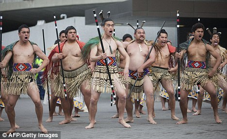 maori men folk clothing.jpg