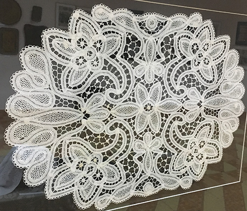 Lace46.jpg