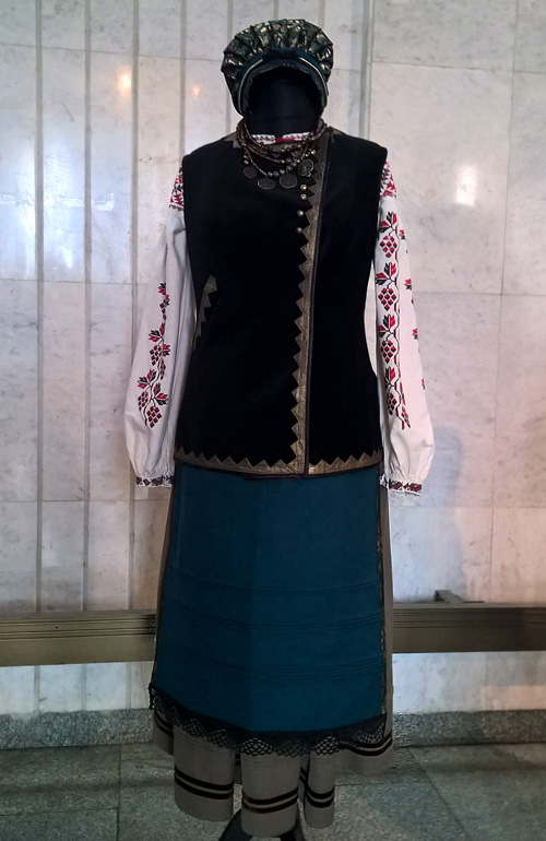 Traditional Ukrainian festive attire of married woman