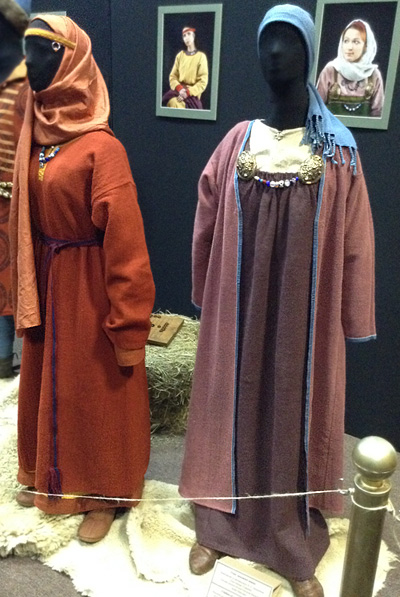Reconstruction of clothes of wealthy women from Ukraine Kievan Rus 10th century