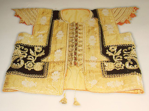 Traditional Tunisian vest farmla with gold embroidery
