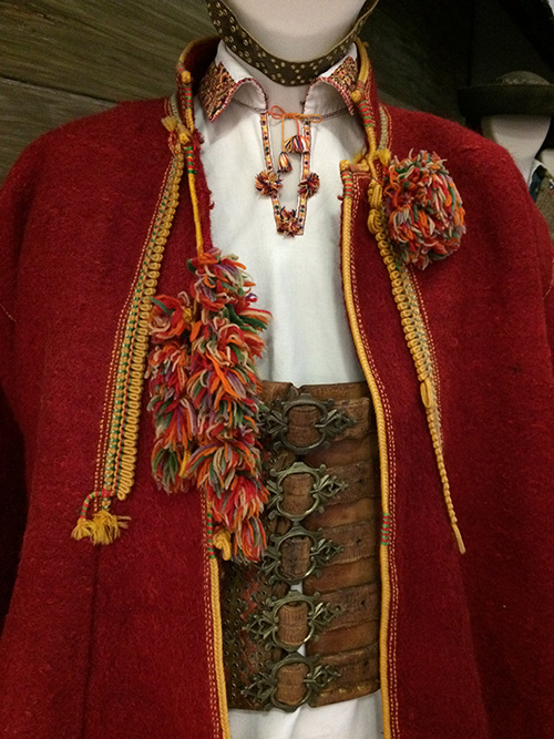 male clothes from Hutsul region of Ukraine early 20th century