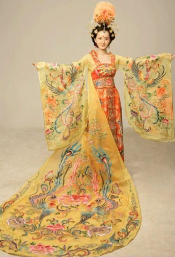 Chinese traditional clothing