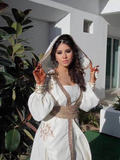 Modern female folk clothing of Tunisia