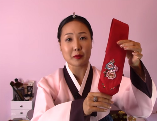Unique Korean traditional hair accessories 