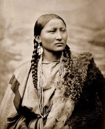 Pretty Nose Arapaho female war chief 1878 Fort Keogh Montana