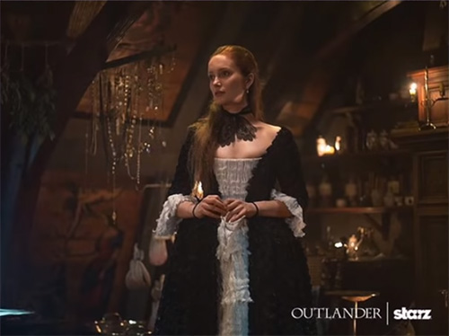 Movie costumes of Outlander series