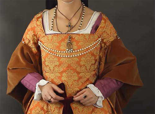 Tudor dress6