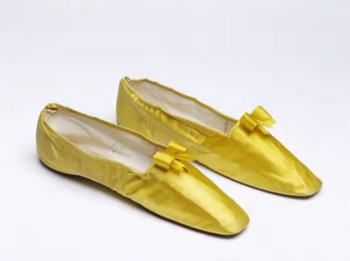 canary yellow silk-satin slippers from 1830-1835