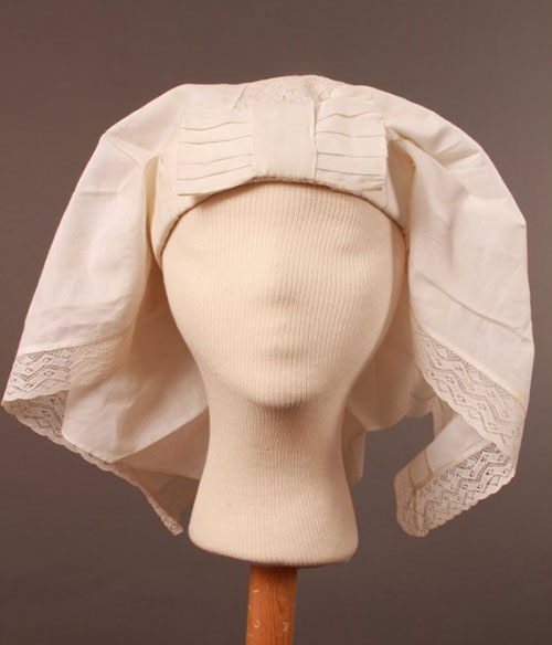 White cotton bonnet huvudbonad with a stiff wide headband