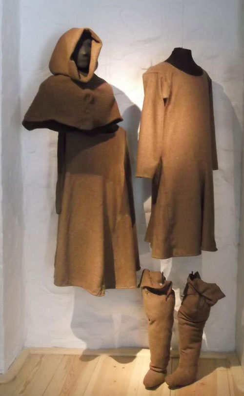 Medieval attire of the Bocksten Man