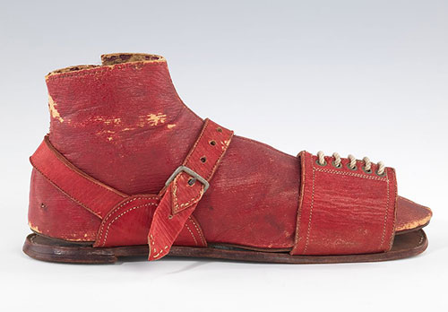 Unique early-19th-century shoes set