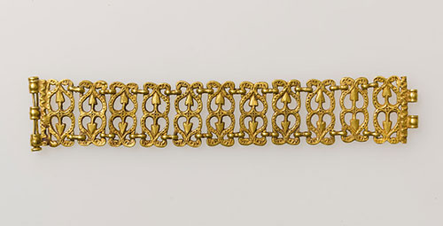 gold bracelet, Byzantine, around 650