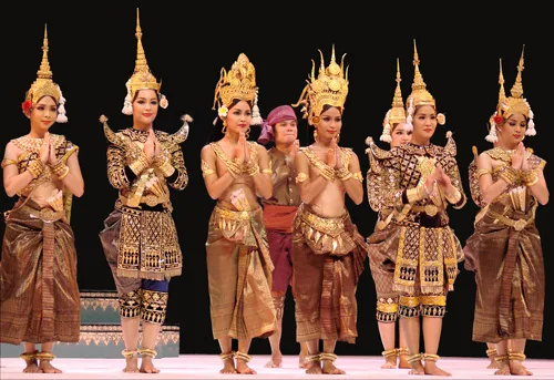 National clothing of Southeast Asian countries. Top-5 most interesting costumes