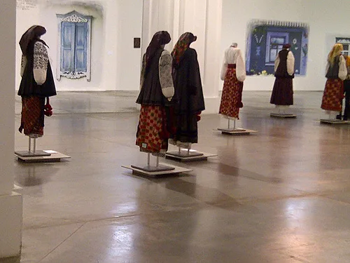 Traditional Ukrainian festive clothing of 19-20th century
