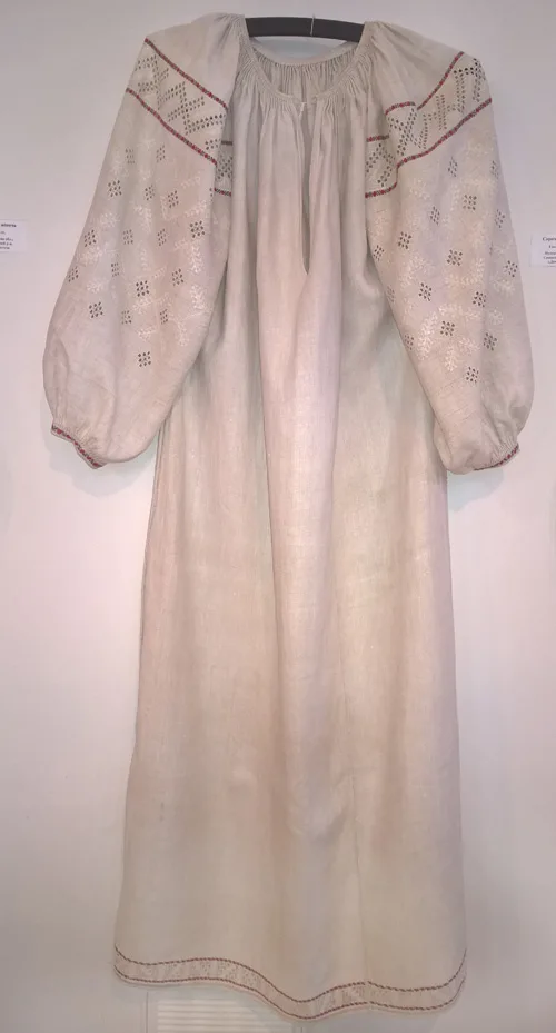 female embroidered shirt from Reshetylivka region of Ukraine