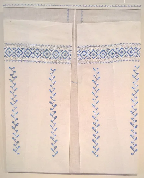 Samples of traditional Reshetylivka embroidery from central Ukraine