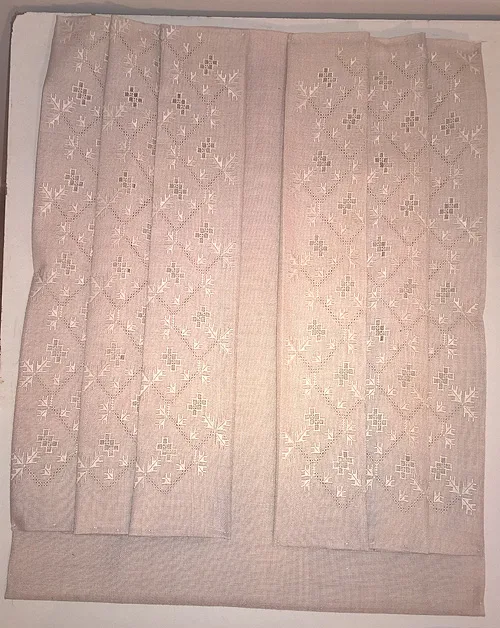 Samples of traditional Reshetylivka embroidery from central Ukraine