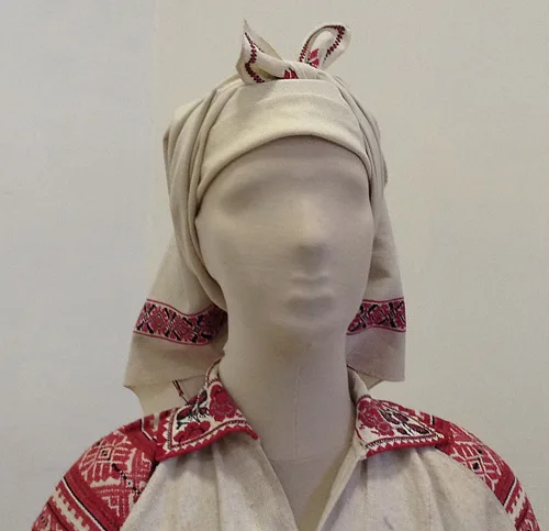 Female headdress namitka from Volyn region of Ukraine
