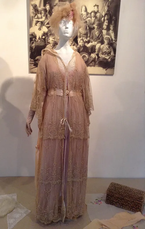 Morning gown worn by women of upper class at home France 1900-1905