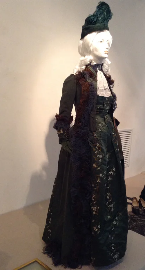 Vintage travelling dress the US 1900-1902