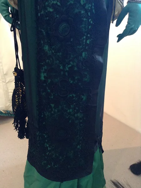 Vintage women’s costume for visits Ukraine 1914-1916