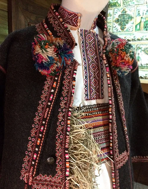 men’s clothes from Hutsul region of Ukraine early 20th century