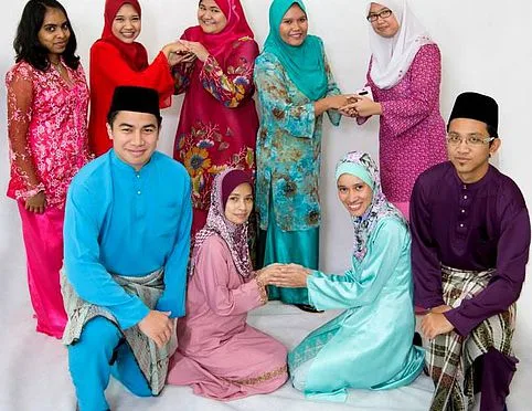 National clothes of Malaysia. Aboriginal dresses, Malay handmade fabrics, and ornate shawls