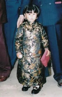 Little girl’s folk outfit bhāntānlan