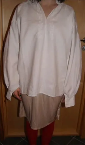 How to wear Norwegian female Sunnmorsbunad – bunad from Sunnmore region of Norway