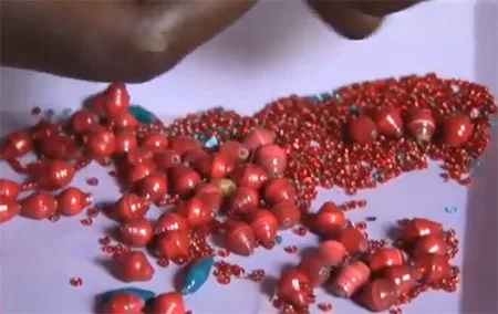 Beaded necklace5