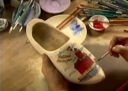 Clogs10