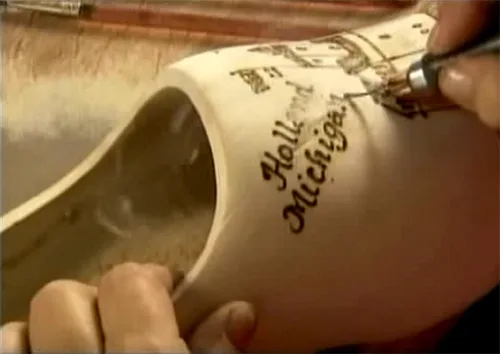 Clogs9