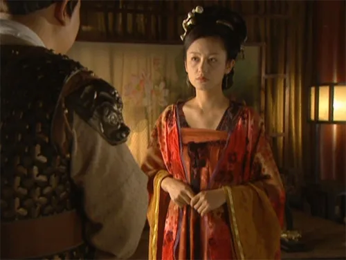 Chinese traditional clothing