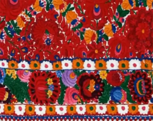 Matyó embroidery10
