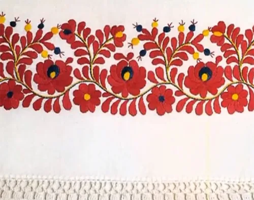 Matyó embroidery3
