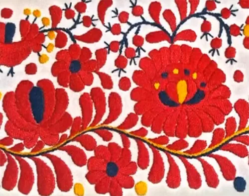 Matyó embroidery8