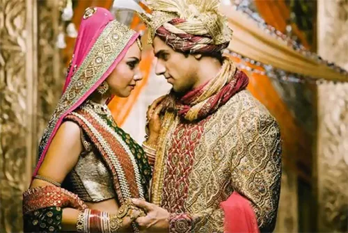 Wedding clothing with ethnic motifs from India