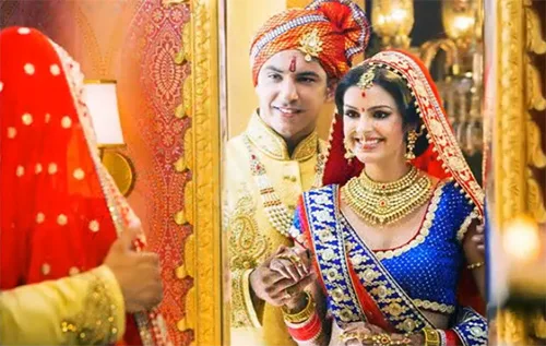 Wedding clothing with ethnic motifs from India