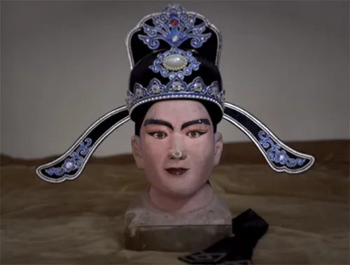 Handmade kuitou – fascinating Chinese opera headdresses