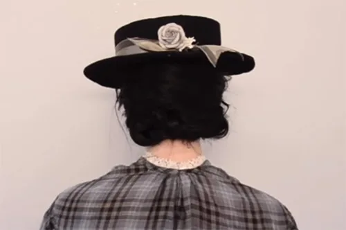 Hat17 2