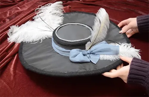 Hat18 2