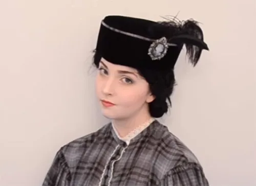 Hat19 2